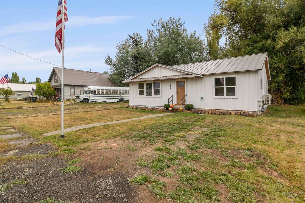 Photo of 206 Spruce Street, Bovill, ID 83806 (MLS # 98961834)