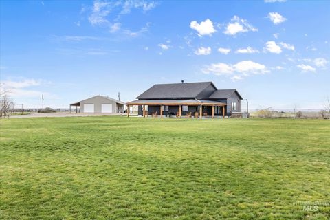 Photo of 4695 Power Rd, Ontario, OR 97914 (MLS # 98941417)