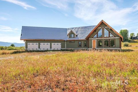 Photo of 14003 Easy Street, McCall, ID 83638 (MLS # 98980991)