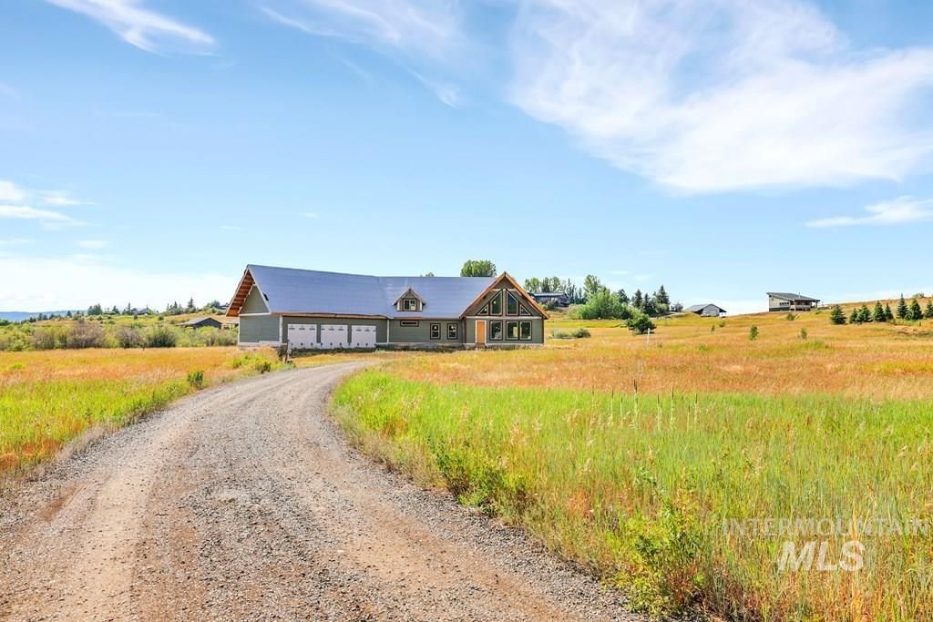 Photo of 14003 Easy Street, McCall, ID 83638 (MLS # 98980991)