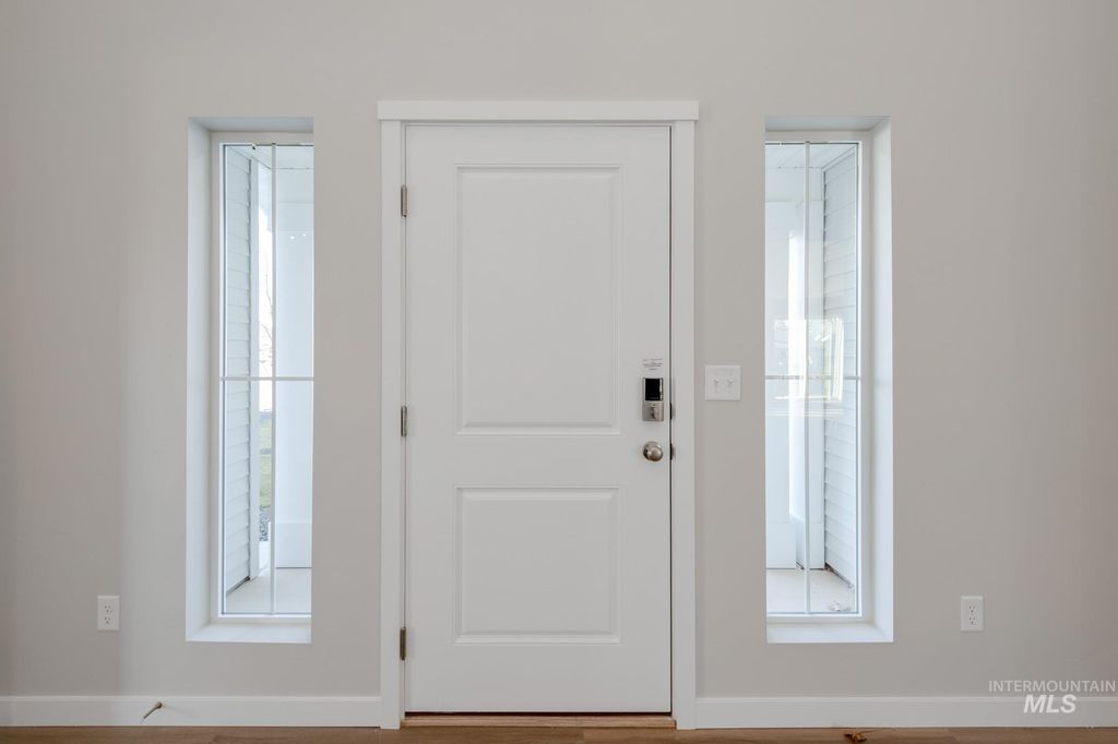 Photo of 1066 Woods Bog Ave, Middleton, ID 83644 (MLS # 98979889)