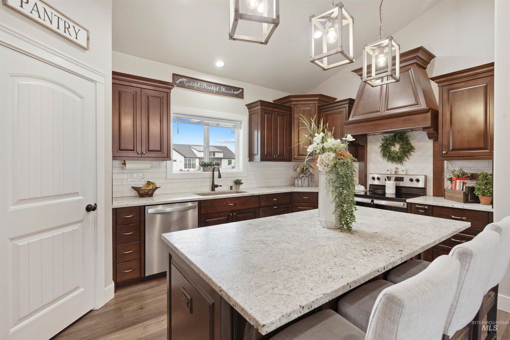 Photo of 561 Biscotti Loop, Heyburn, ID 83336 (MLS # 98971446)