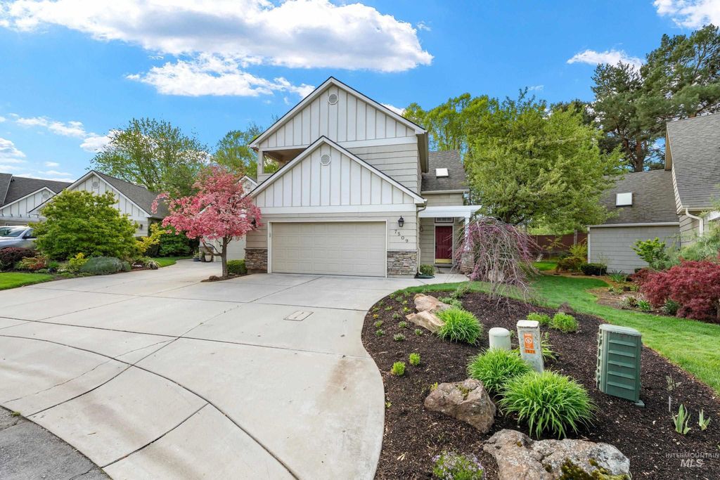 Photo of Garden City, ID 83714 (MLS # 98983470)