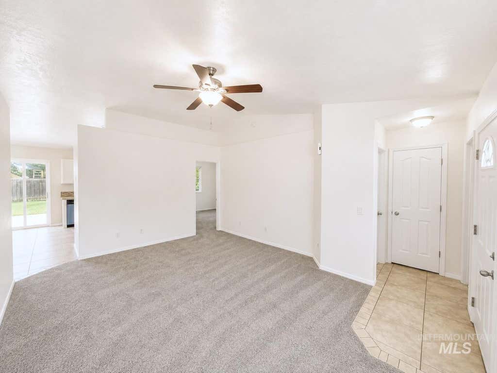 Photo of 528 Pennsylvania Ct, Nampa, ID 83686 (MLS # 98998210)
