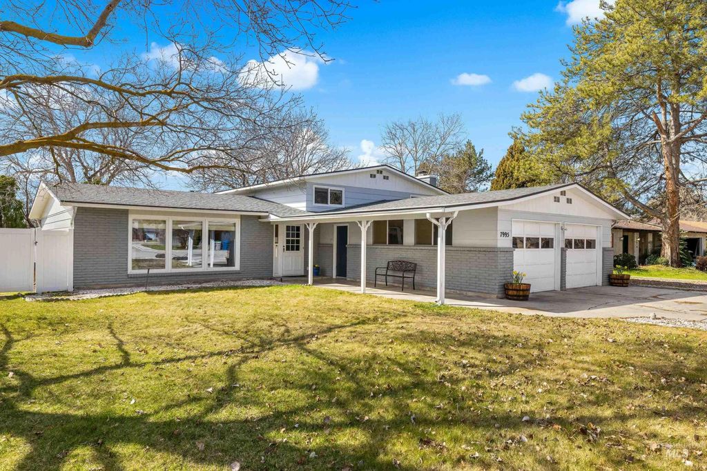 Photo of 7995 W Galena Dr, Boise, ID 83709 (MLS # 98977727)