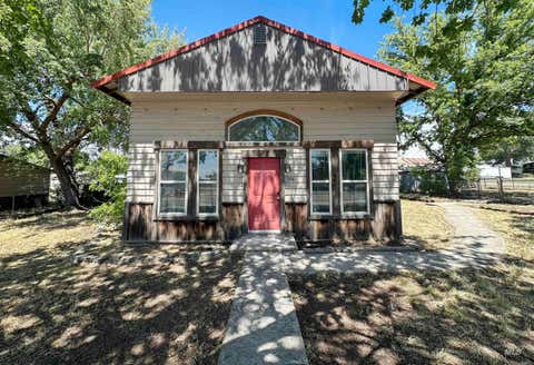 Photo of 306 Illinois Ave, Council, ID 83612 (MLS # 98994621)