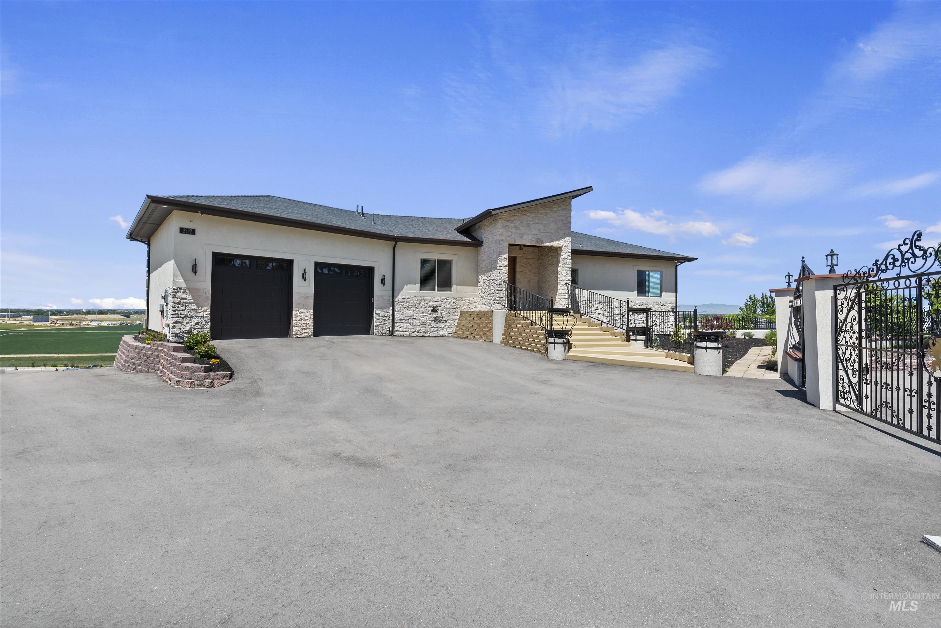 5990 W View Drive