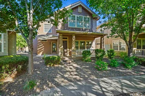 Photo of 30 N Arrow Creek Ln, Eagle, ID 83616 (MLS # 98968670)