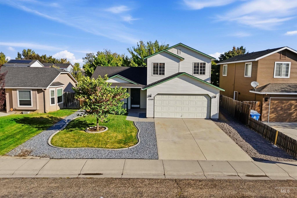 Photo of 1209 Gold Creek Dr, Caldwell, ID 83607 (MLS # 99001826)