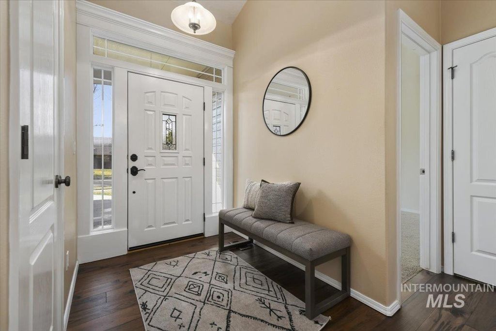 Photo of 2716 S Bayou Bar Way, Meridian, ID 83642 (MLS # 98973808)