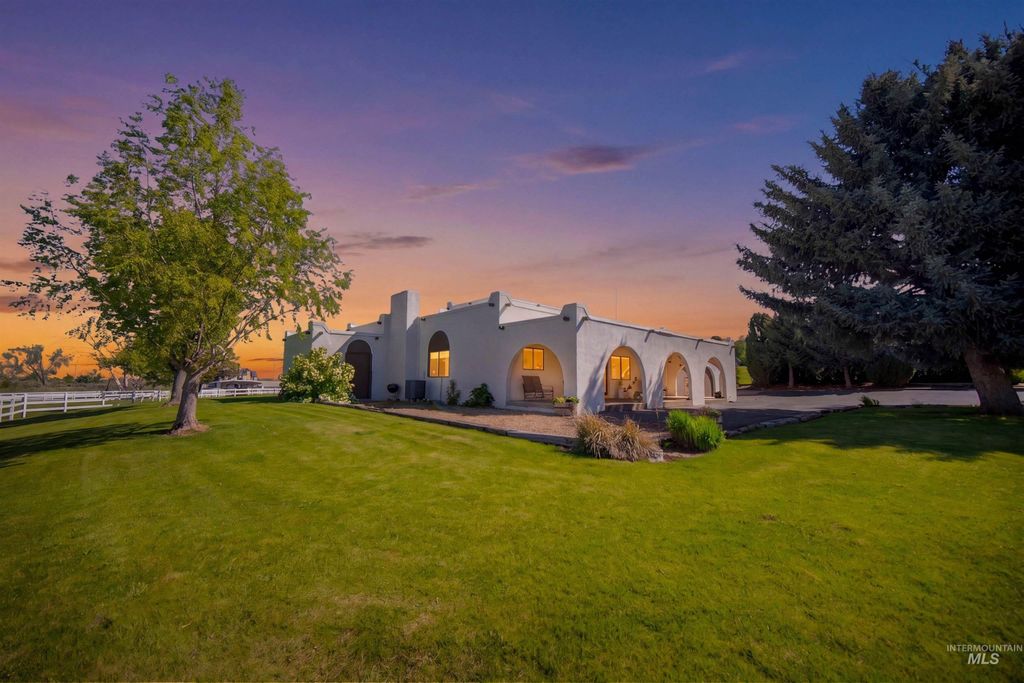 Photo of 6144 E Deer Flat Road, Kuna, ID 83634 (MLS # 98984875)