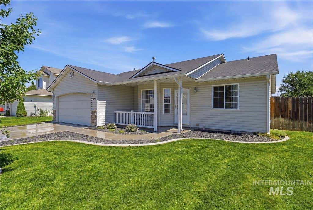 Photo of 19854 Montclair Way, Caldwell, ID 83605 (MLS # 98993414)