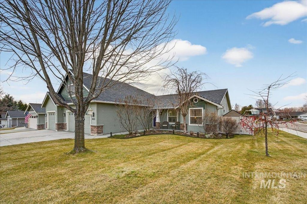 Photo of 6113 S Roaring River Ave, Boise, ID 83709 (MLS # 98969644)