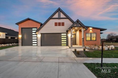 Photo of 3460 N Costa Madera Way, Star, ID 83669 (MLS # 98982832)