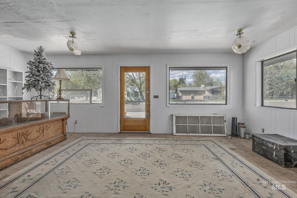 Photo of 303 Illinois Ave, Council, ID 83612 (MLS # 98982022)