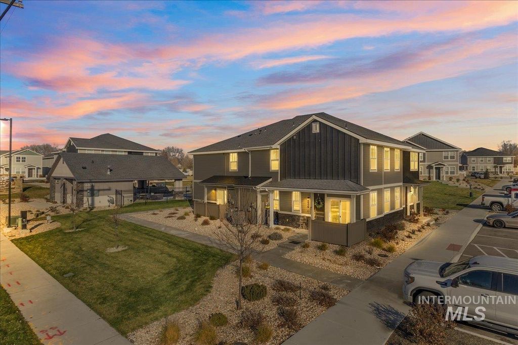 Photo of 2329 E Spice Loop Unit #1, Nampa, ID 83687 (MLS # 98982191)