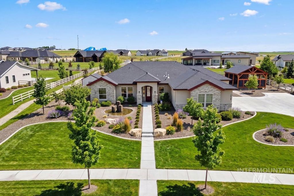 Photo of 14189 S Florida Ave, Nampa, ID 83651 (MLS # 98971331)