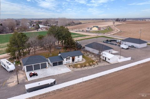Photo of 11583 Orchard Ave, Nampa, ID 83651 (MLS # 98975180)