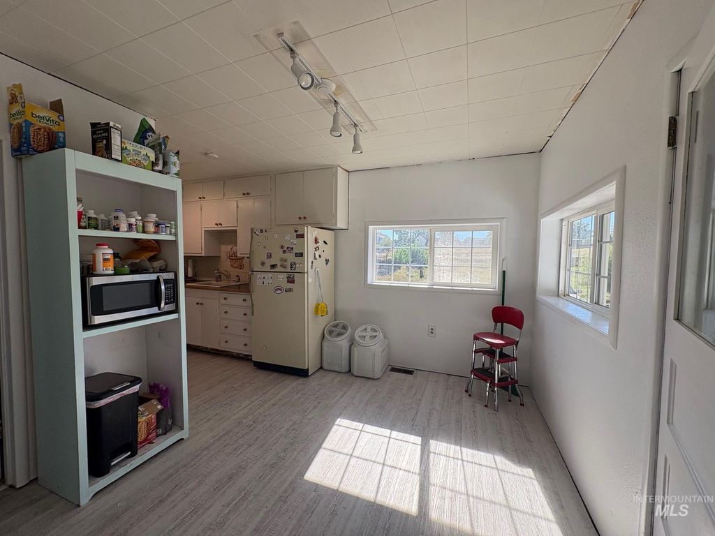 Photo of 1239 Sycamore Street, Clarkston, WA 99403 (MLS # 98963979)