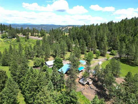 Photo of 3871 Lakeview Road, Orofino, ID 83544 (MLS # 98989276)