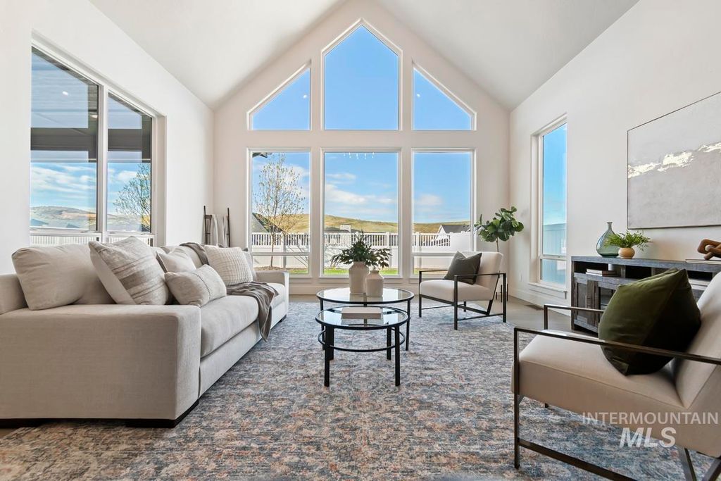 Photo of 13567 N Ruffed Grouse Ct, Boise, ID 83714 (MLS # 98962611)