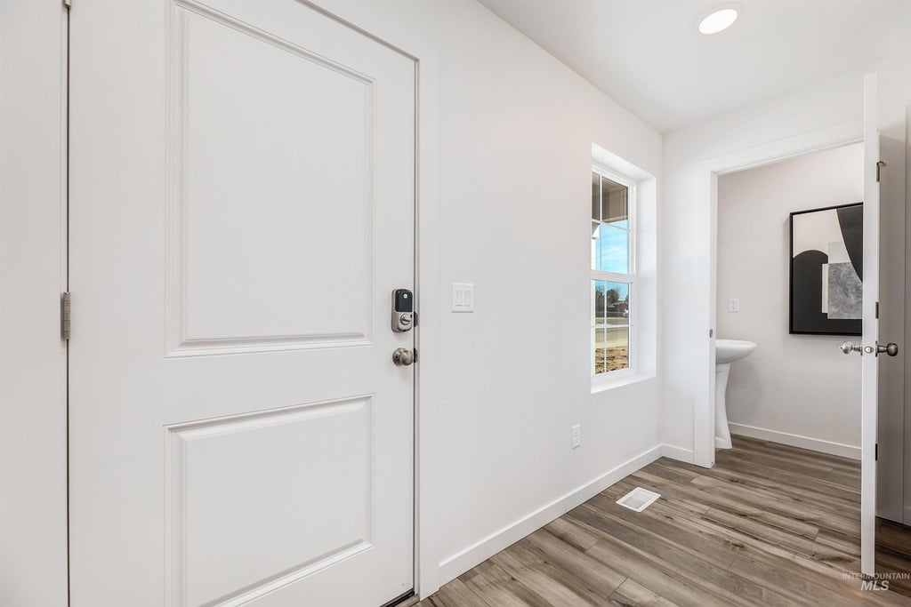 Photo of 8589 E Love Ct, Nampa, ID 83687 (MLS # 98997894)