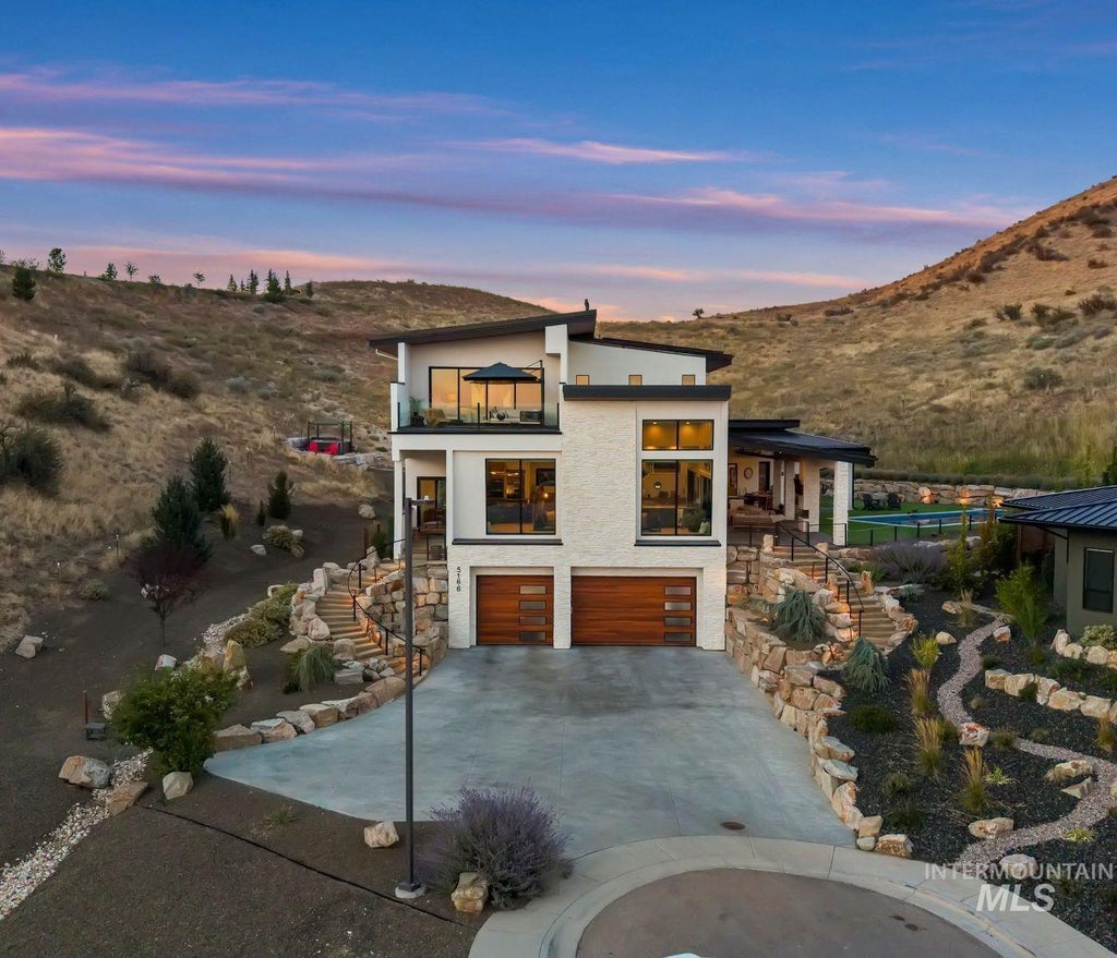 Photo of 5166 N Corralero LN, Boise, ID 83702 (MLS # 99001781)