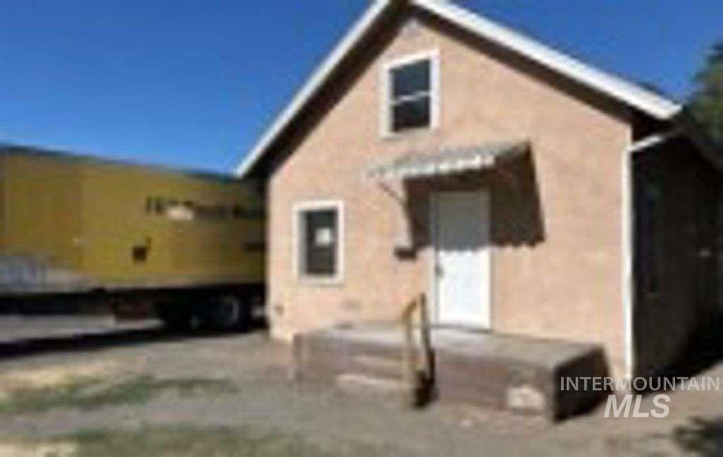 Photo of 406 9th St, Clarkston, WA 99403 (MLS # 98968834)