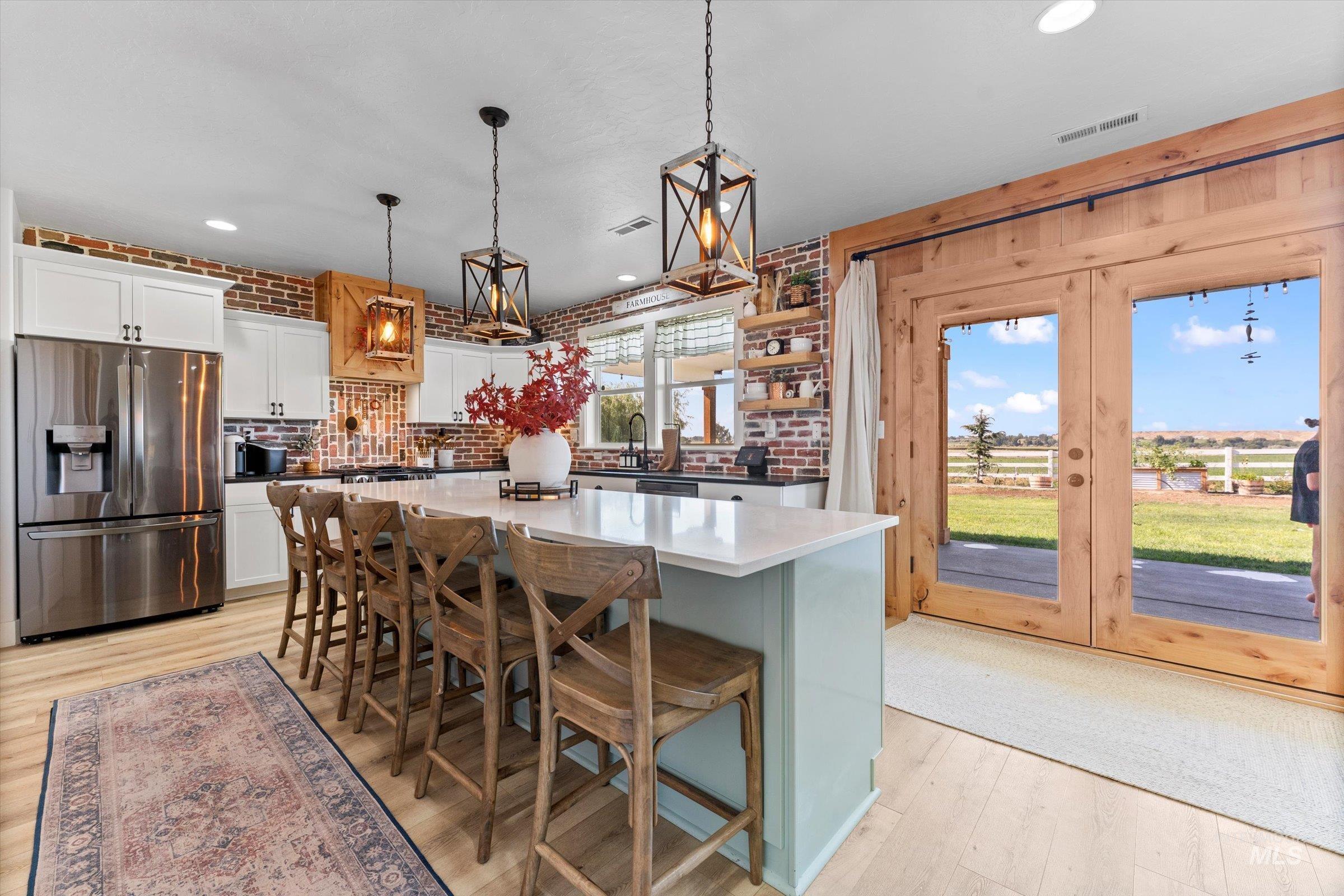 2462 Succor Creek Rd,