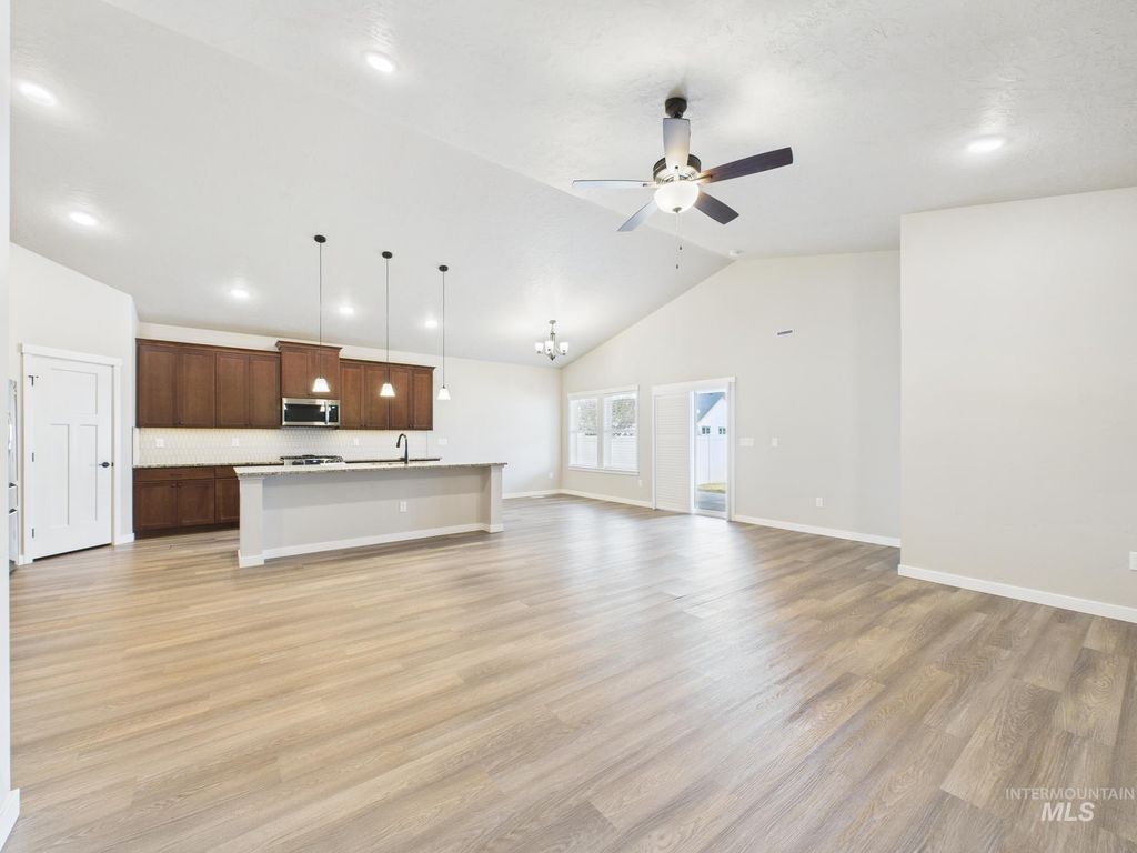 Photo of 7602 E Iroquois St, Nampa, ID 83687 (MLS # 98963342)