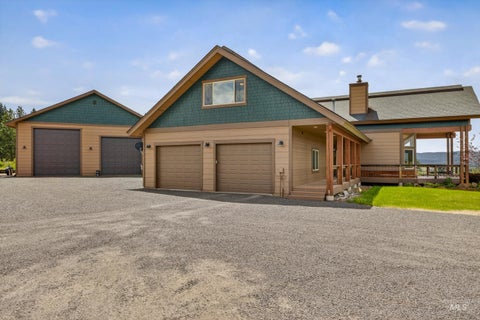 Photo of 3202 Canyon Creek Way, New Meadows, ID 83654 (MLS # 98995727)