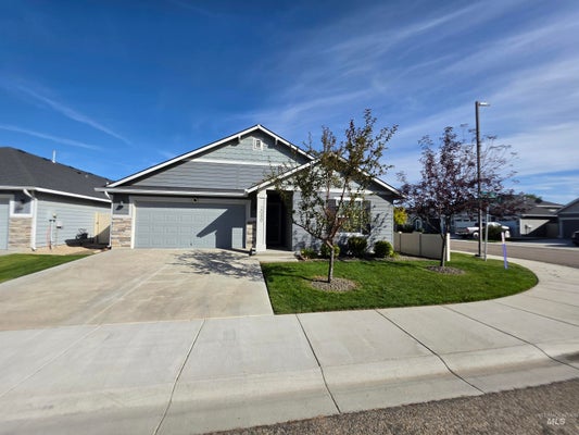 2080 N SWAINSON AVE, MERIDIAN, ID 83646 - Image 640b97757c28574a5f9a1d9a77aec45d/3981069630