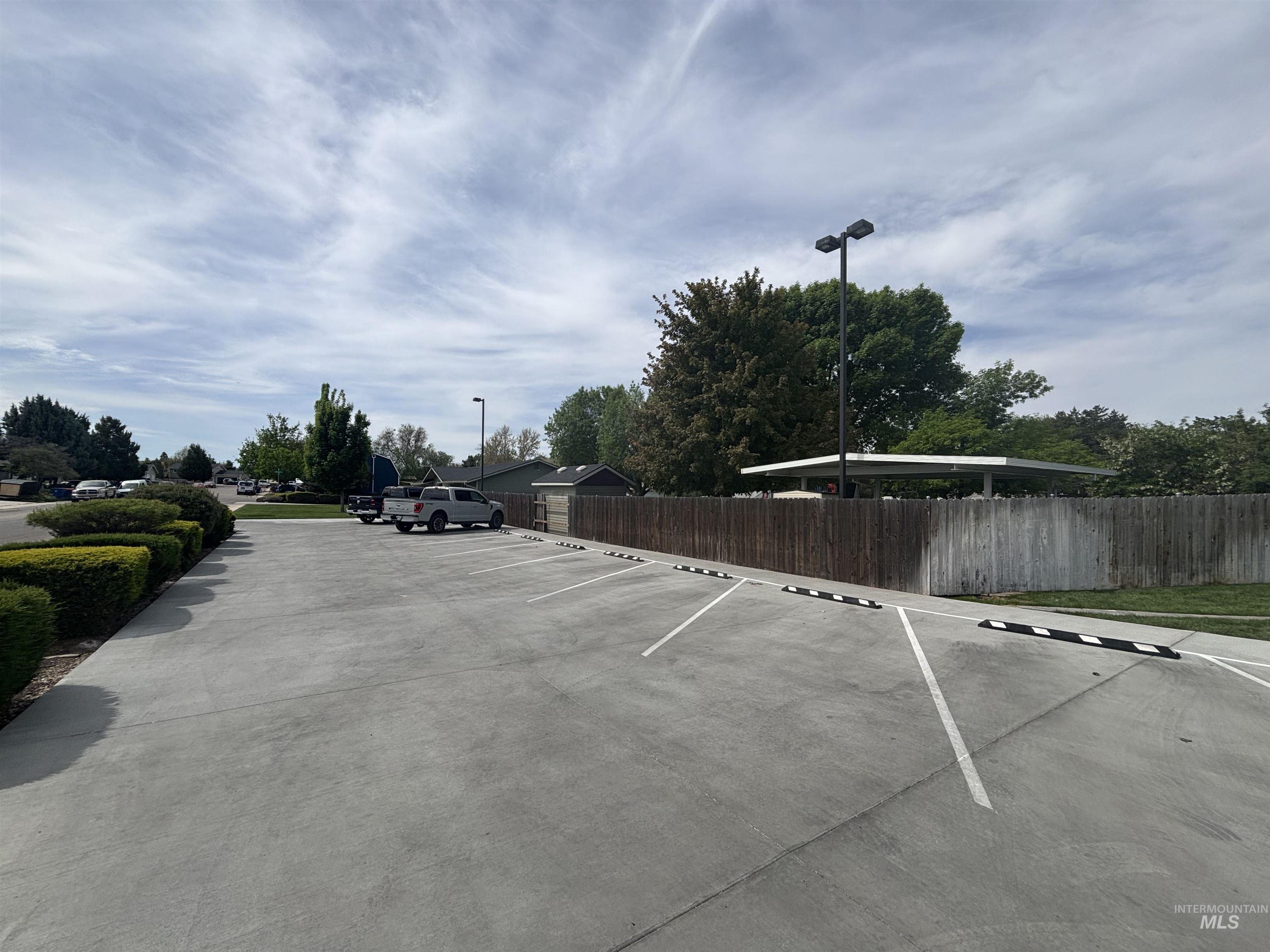 3989 S Black Hills Ave