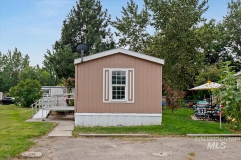 Photo of 790 N Riviera Drive Unit #7 DR, Boise, ID 83703 (MLS # 98998598)