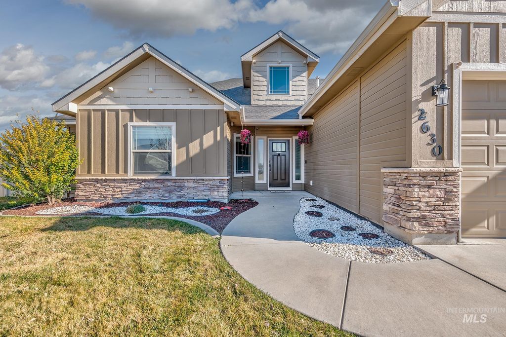 Photo of 2630 Dogwood Ave, Fruitland, ID 83619 (MLS # 98978807)
