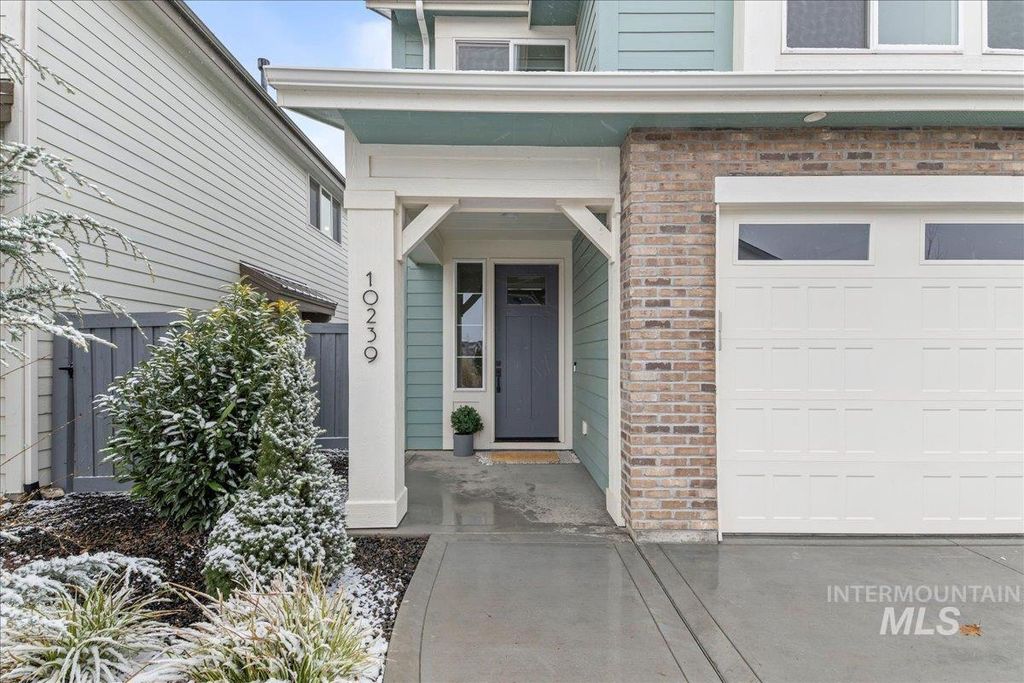 Photo of 10239 Silversun St, Nampa, ID 83687 (MLS # 98975310)