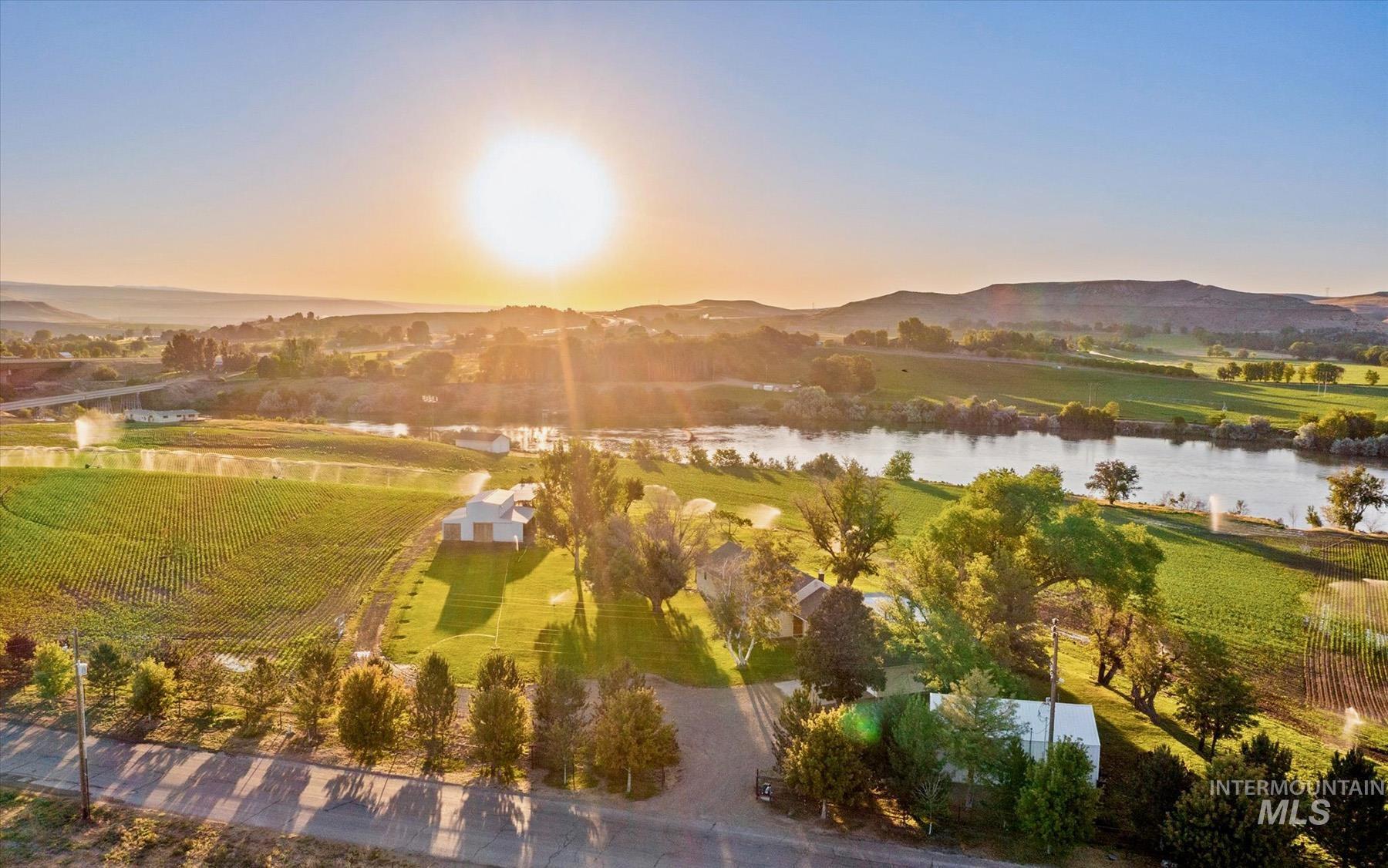 Bird's eye view of a water and mountain view