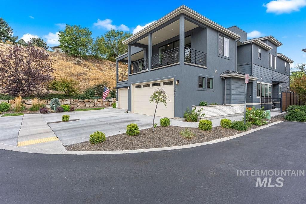 Photo of 3277 S Sedgebrook Ln, Eagle, ID 83616 (MLS # 99001572)