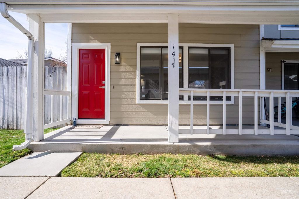 Photo of 1417 E Carter Ln, Boise, ID 83706 (MLS # 98969860)