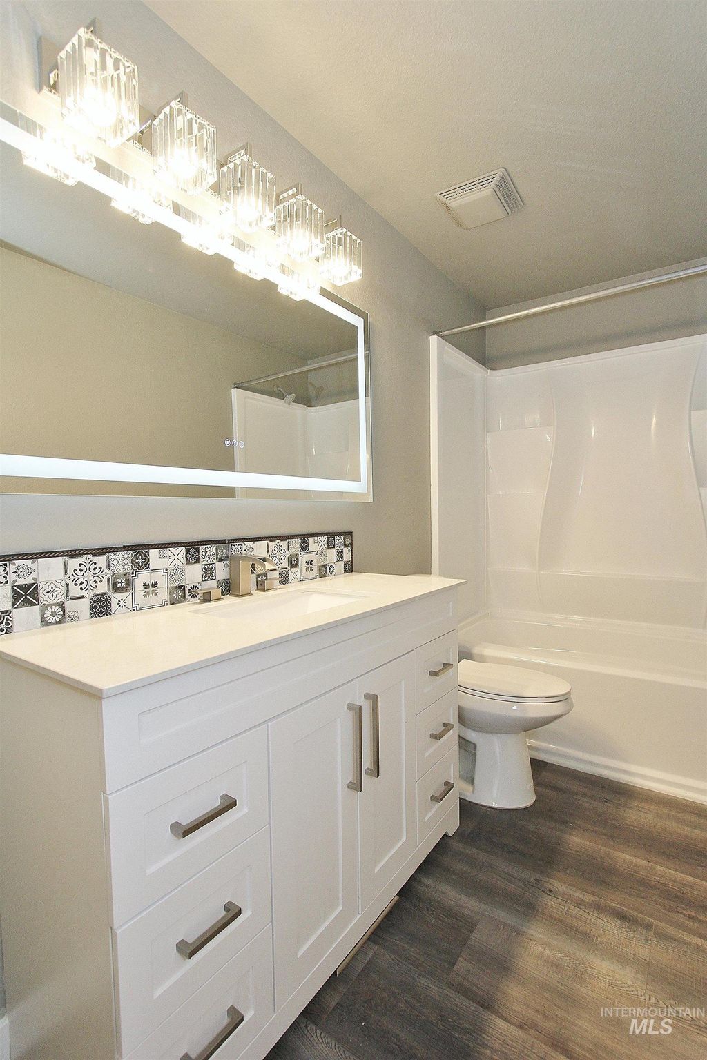 Photo of 1417 E Carter Ln, Boise, ID 83706 (MLS # 98969860)