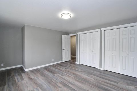 Photo of 1417 E Carter Ln, Boise, ID 83706 (MLS # 98969860)