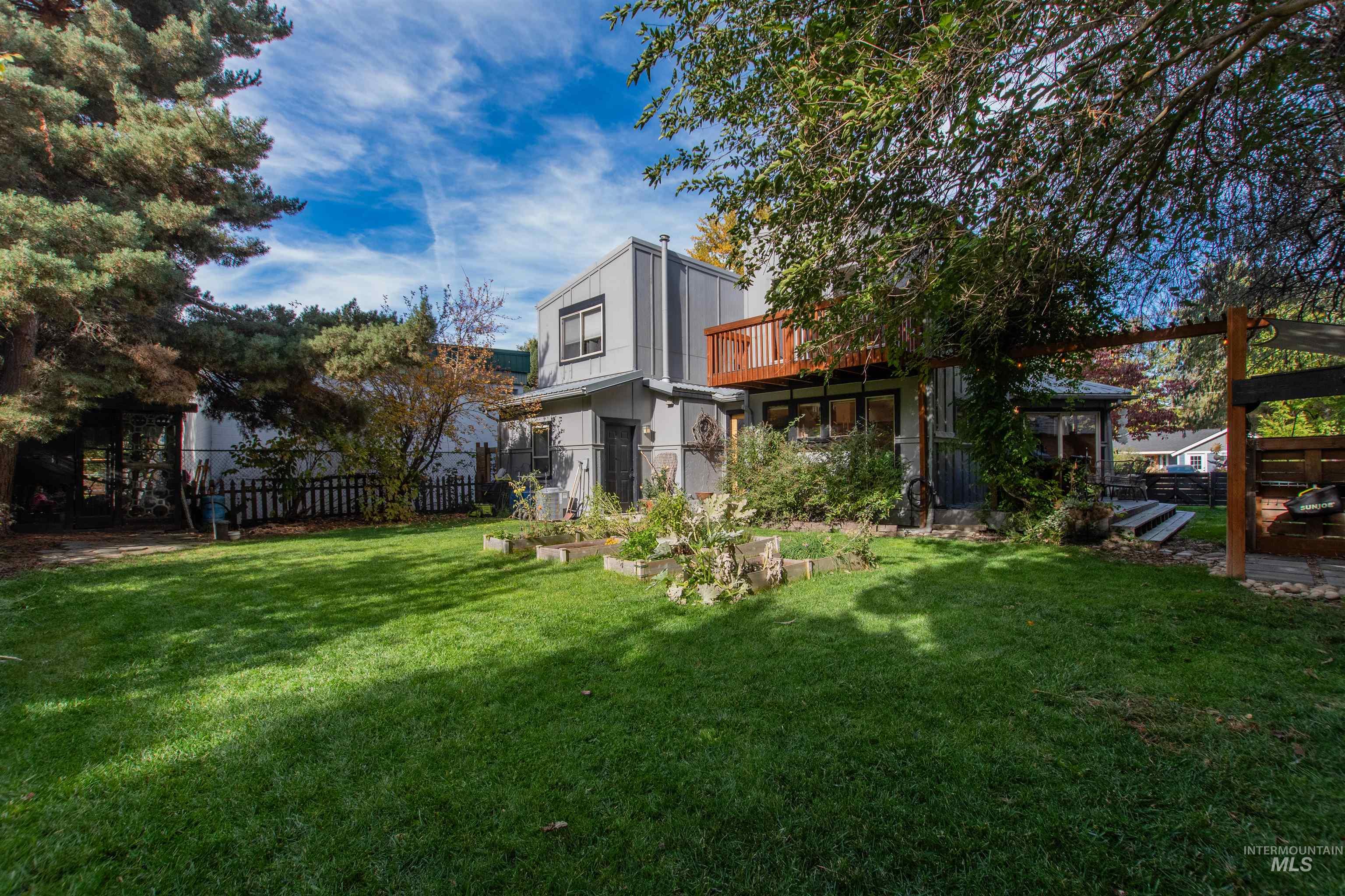 View of yard with a garden