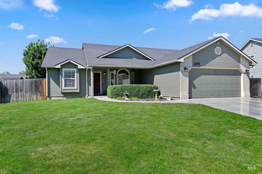 Photo of 2175 N Capecod Way, Meridian, ID 83646 (MLS # 98984828)
