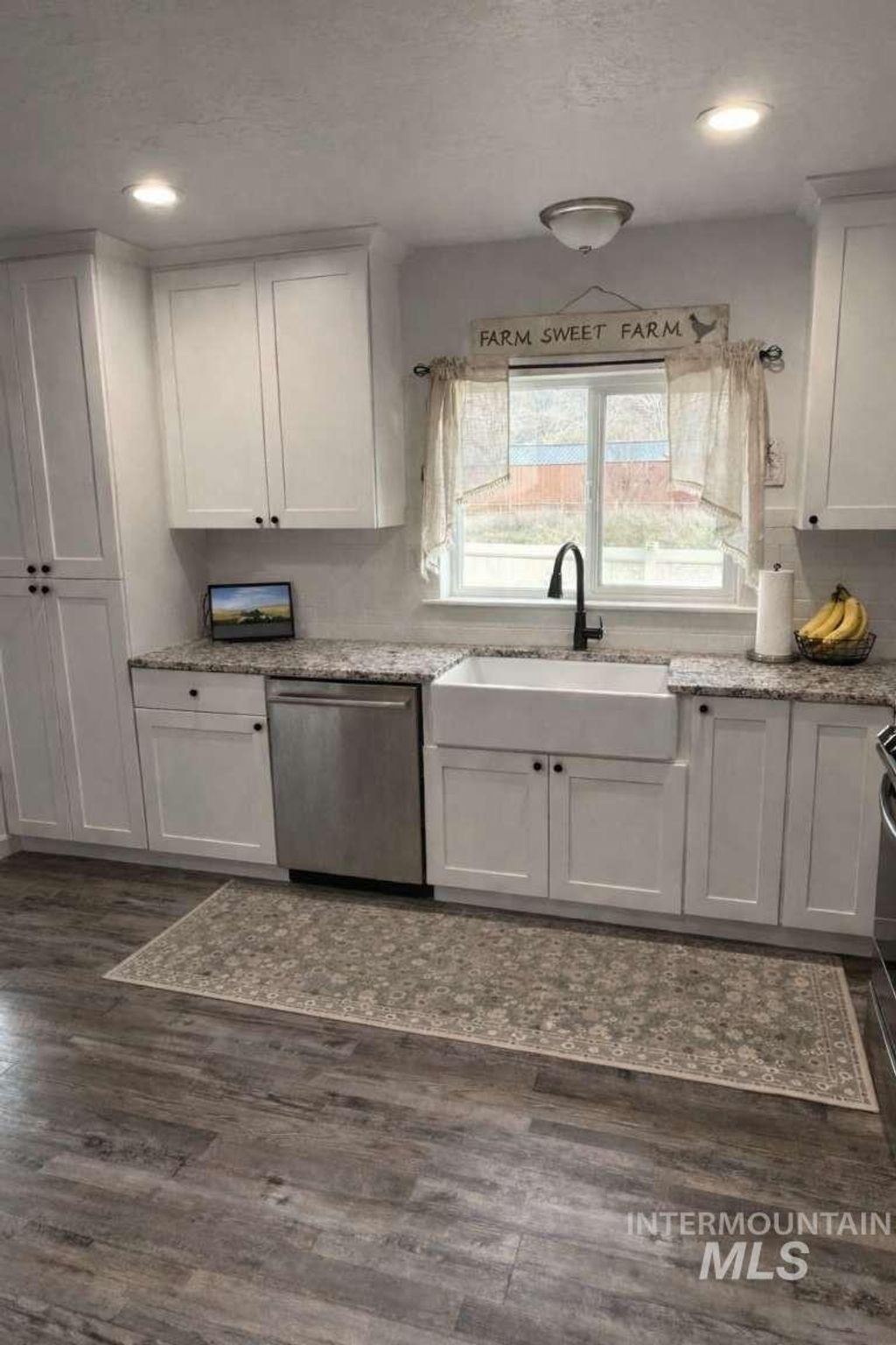 Photo of 159 Dovetail Dr, Horseshoe Bend, ID 83629 (MLS # 98974189)