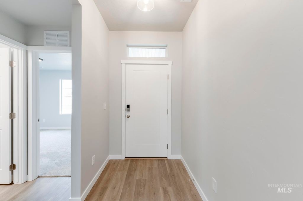 Photo of 517 Pine St, New Plymouth, ID 83655 (MLS # 98978450)