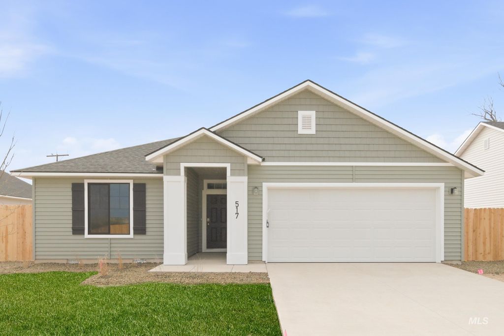 Photo of 517 Pine St, New Plymouth, ID 83655 (MLS # 98978450)