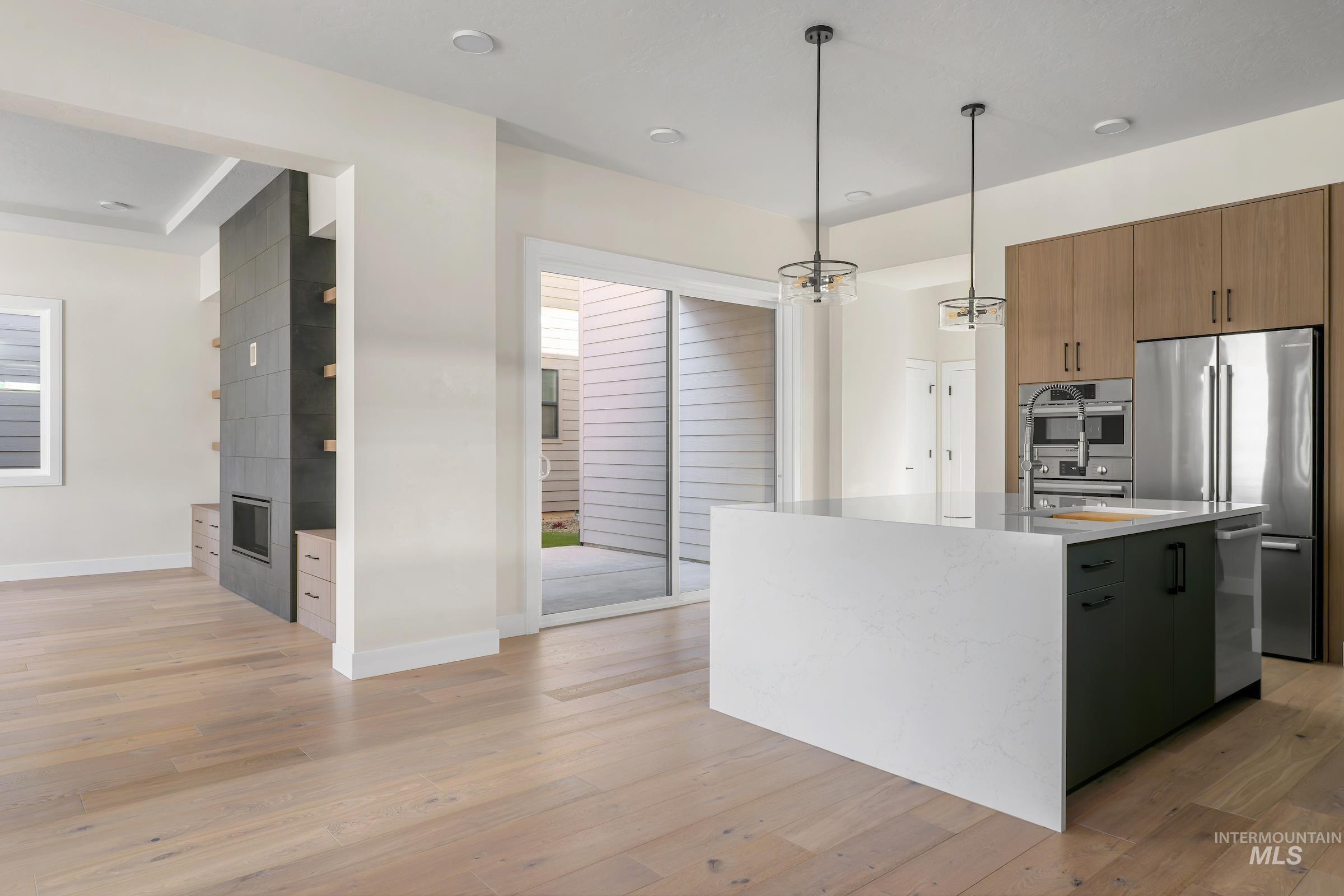 11701 N Rabbitbrush Way