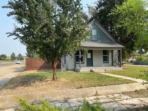 722 N Kimball Caldwell ID 83605