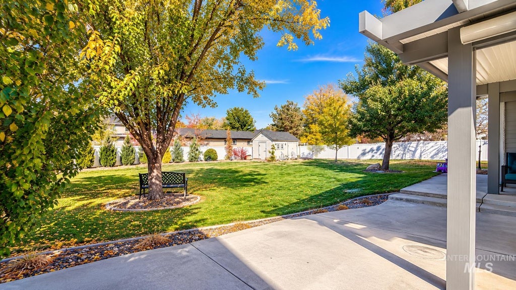 Photo of 738 W Tooele Dr, Nampa, ID 83686 (MLS # 99004619)