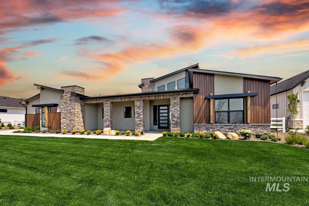 Photo of 14370 N Pepin Way, Boise, ID 83714 (MLS # 98974919)